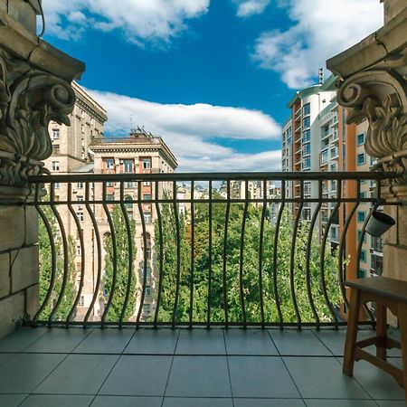 Apartments Rentals Ukraine On Kreshchatik Киев Экстерьер фото