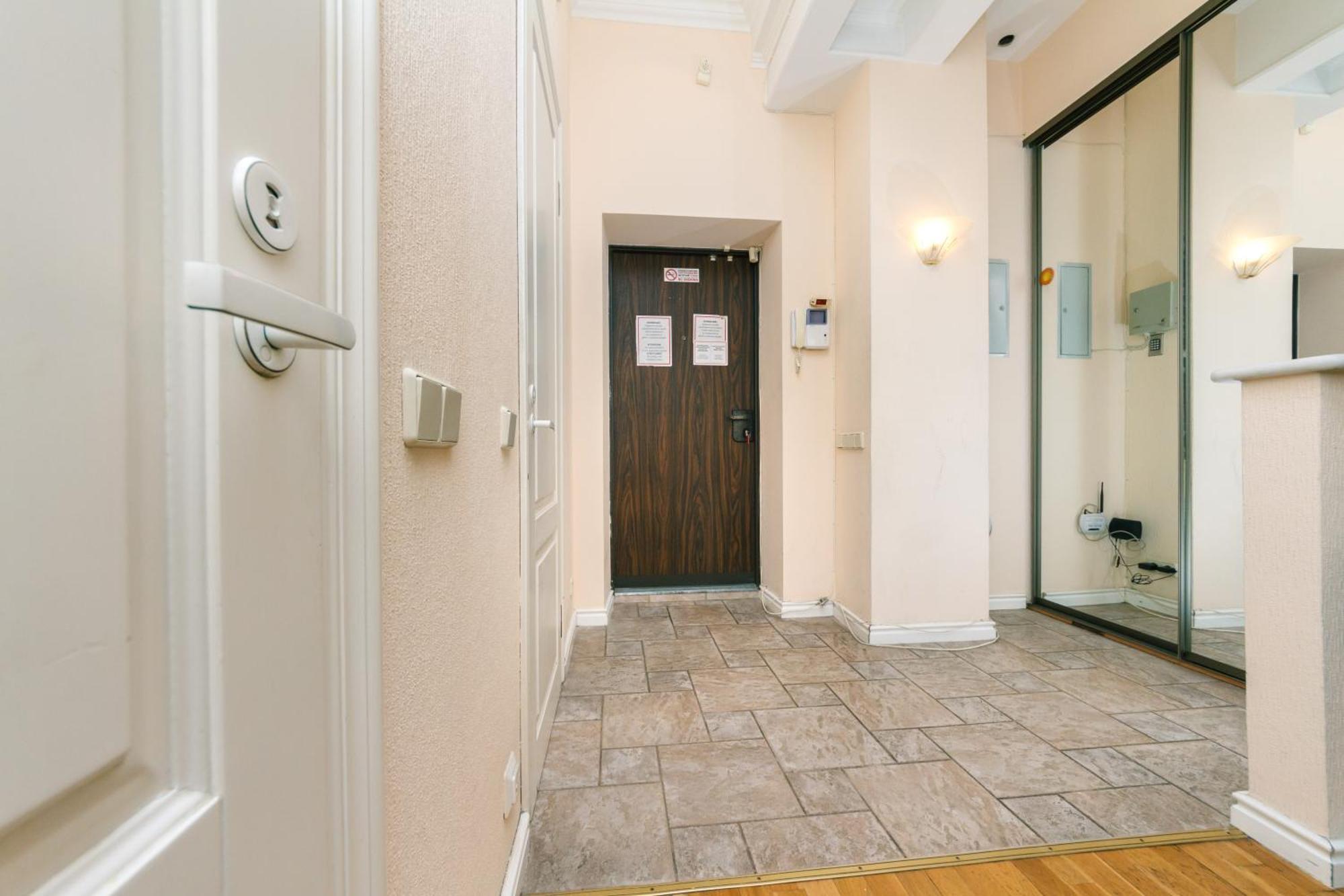 Apartments Rentals Ukraine On Kreshchatik Киев Номер фото