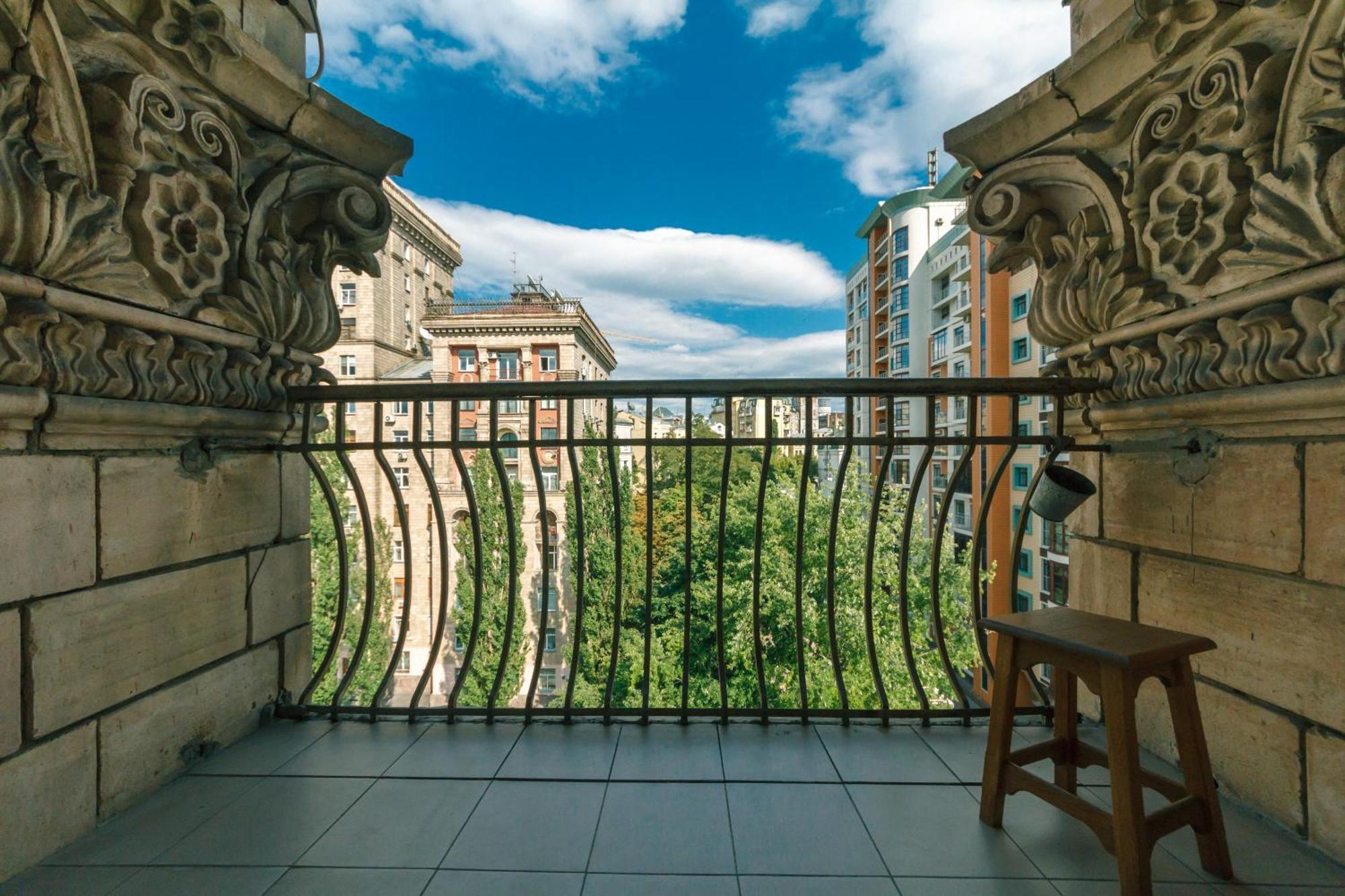 Apartments Rentals Ukraine On Kreshchatik Киев Экстерьер фото