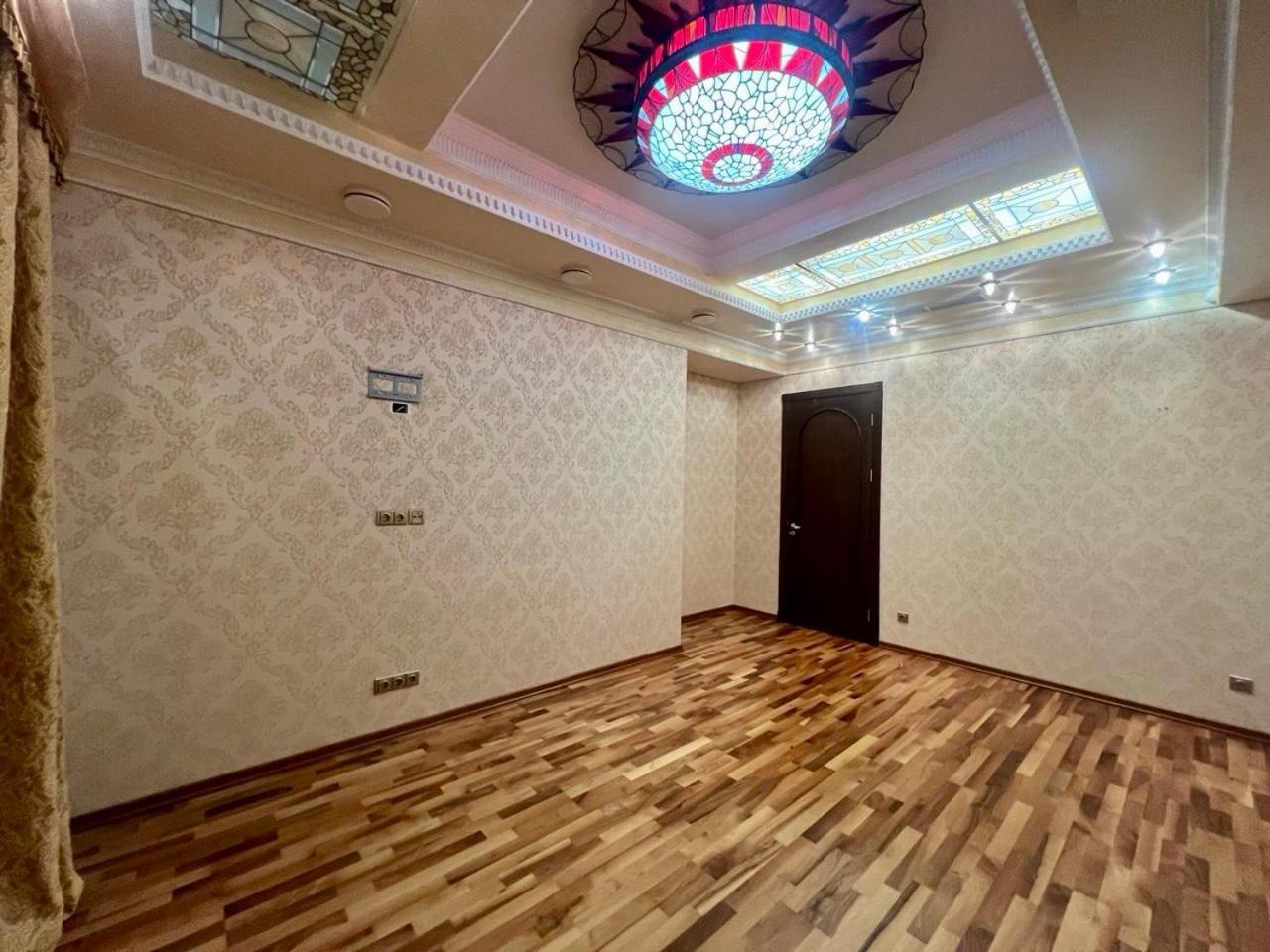 Apartments Rentals Ukraine On Kreshchatik Киев Экстерьер фото