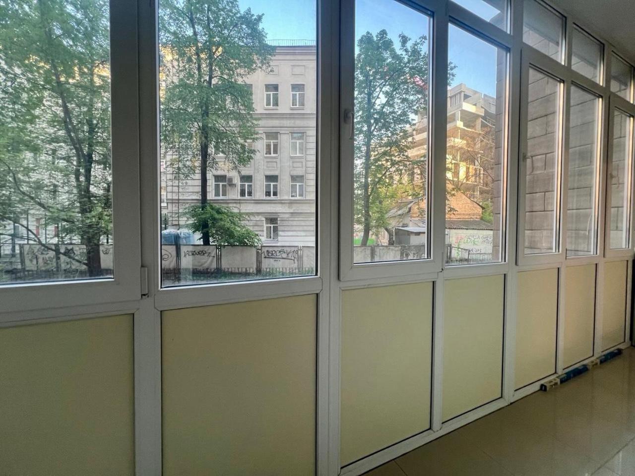 Apartments Rentals Ukraine On Kreshchatik Киев Экстерьер фото
