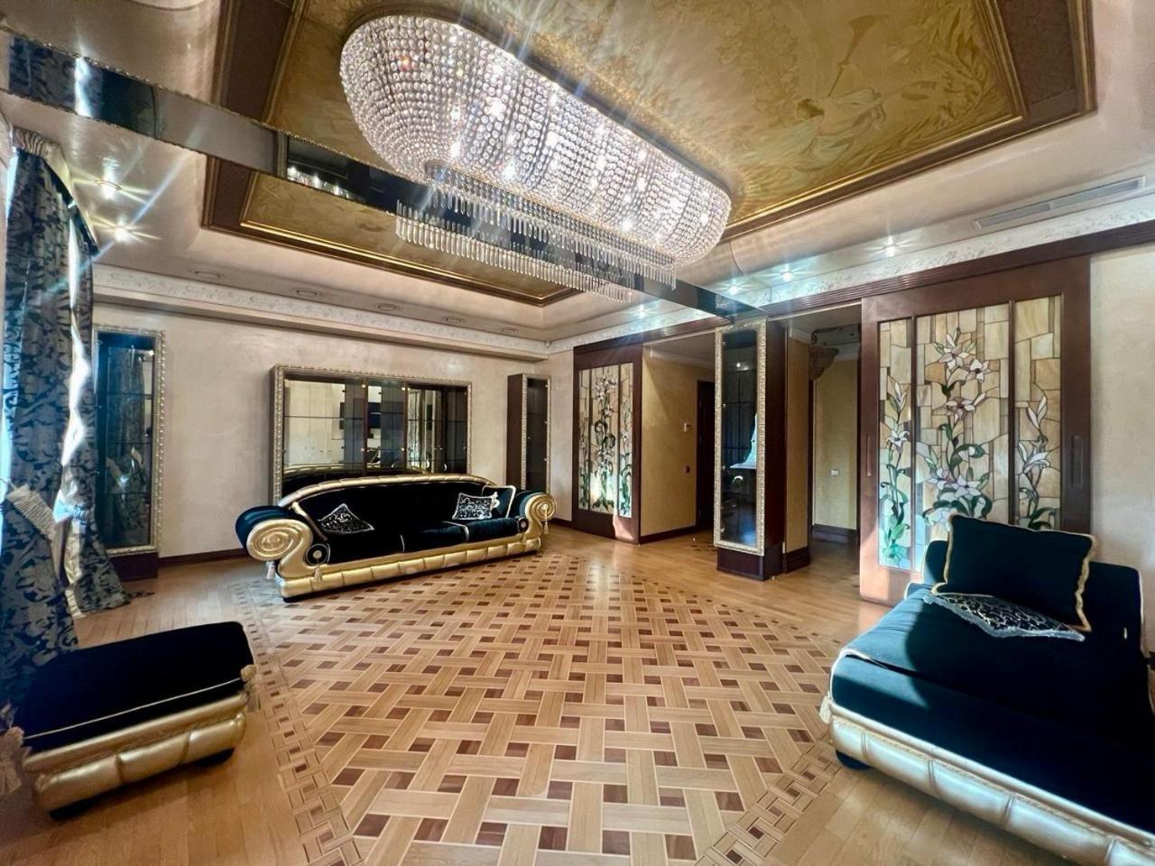 Apartments Rentals Ukraine On Kreshchatik Киев Экстерьер фото