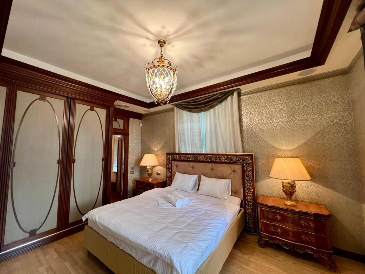 Apartments Rentals Ukraine On Kreshchatik Киев Экстерьер фото