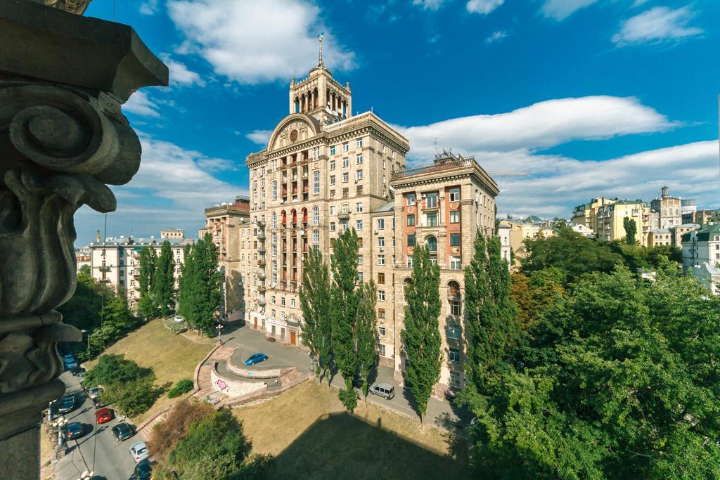 Apartments Rentals Ukraine On Kreshchatik Киев Экстерьер фото